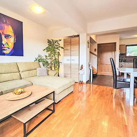 아파트 Sonus Silenti By Interhome *